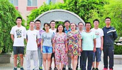 一骑绝尘 莱西一中本科过线率98%