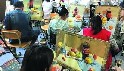 职校路更宽13名中职生转籍至普高