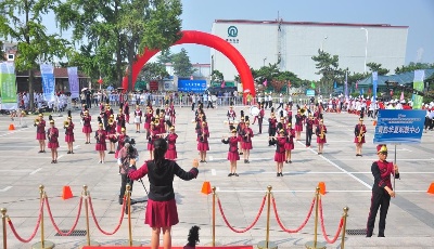 第六届全国中小学生管乐独奏展演青岛开幕