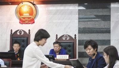 特斯拉新車上不了牌 被指消費欺詐遭索賠400余萬