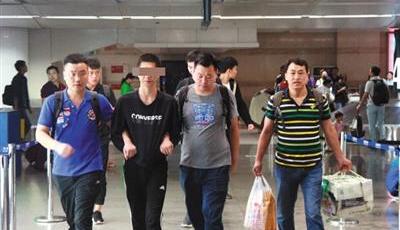 《線性代數(shù)》幫警方破22年懸案 嫌犯已娶妻生子