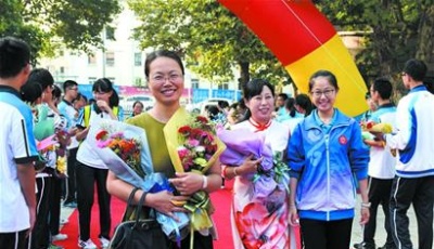 最暖拥抱送给你