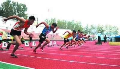 省大学生田径锦标赛在青农大开幕