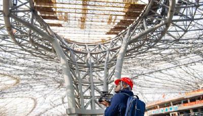 （十九大進行時）中外記者在北京新機場感受“中國速度”