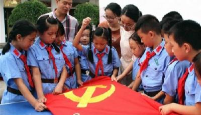 （十九大時光）“為中華民族偉大復(fù)興匯聚更大力量”——各地群眾紛紛致信預(yù)祝黨的十九大圓滿成功