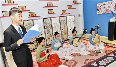 “观想敦煌——青岛二中敦煌艺术展”在该校创新博物馆开幕 