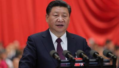 十九屆中央政治局常委25日同中外記者見面