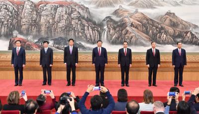 習近平等十九屆中共中央政治局常委同中外記者見面