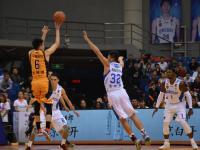 CBA：青島新賽季首個主場不敵山西