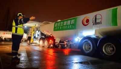 點(diǎn)贊！我國(guó)"地溝油"讓飛機(jī)上了天 還飛越了太平洋 