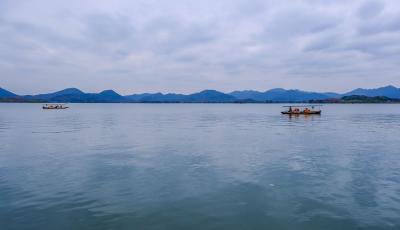 冬日西湖呈現“多彩畫卷”