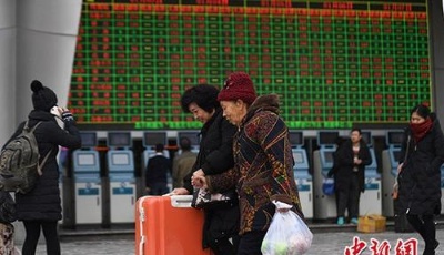 除夕火車票明起開售 多地熱門車次票源緊張