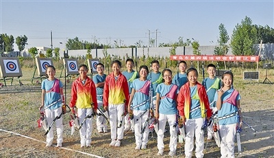 围绕主题 探索路径 实现突破 