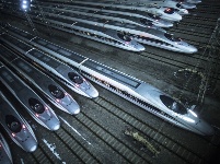 陸地航母  蓄勢(shì)待發(fā)