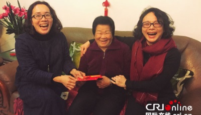 “牽媽媽的手”永遠做母親最貼心的小棉襖