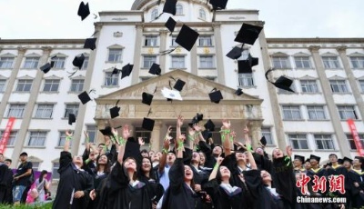 中傳副教授：本科畢業寫論文 純屬形式大于內容