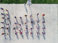 尋找“三點(diǎn)半”難題的破解之道