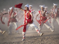    安塞腰鼓展雄風