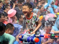  憶童年：帶你穿越40年