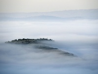 寧夏彭陽：最美旱作梯田 云海宛如仙境
