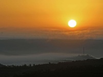 寧夏彭陽：最美旱作梯田 云海宛如仙境