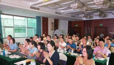 崂山二中研修：新高考背景下的班级管理新模式