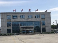 《青島民企追夢40年》