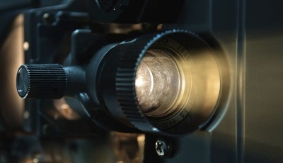 國家電影局：老片重映需再審 放映影院不得超2500家