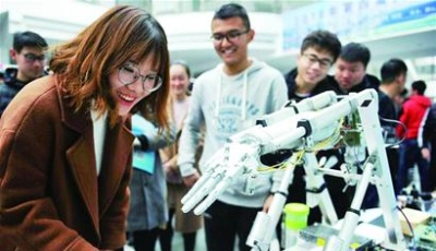 从校园起步，大学生青岛大学生创青春