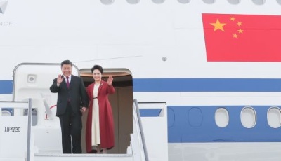 習(xí)近平抵達(dá)馬德里 開始對(duì)西班牙進(jìn)行國事訪問