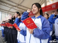 青岛：宪法宣传入校园