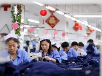 即墨出口服裝企業迎生產旺季
