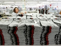 即墨出口服裝企業迎生產旺季