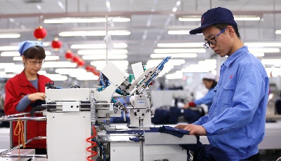 即墨出口服裝企業迎生產旺季