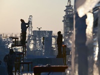 哈爾濱：精心冰雕 惟妙惟肖