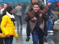  春運記憶：只要溫情在 無處不故鄉