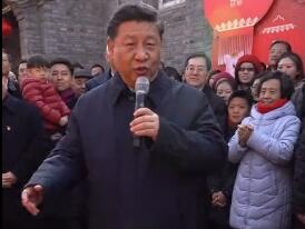 習近平向全國各族人民拜年