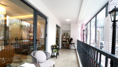 更高處，又見(jiàn)褐石丨江山藝境寬境平層樣板間精粹綻放