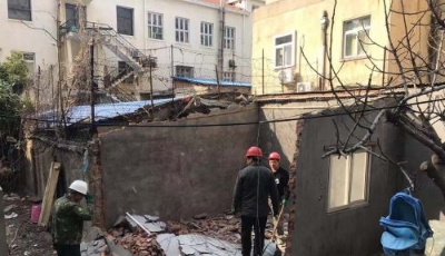 聯(lián)動(dòng)執(zhí)法 中山路街道逐步拆除存量違建