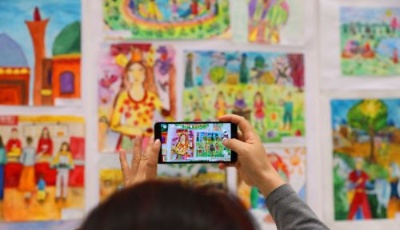 上海合作組織成員國(guó)兒童繪畫(huà)展亮相塔什干