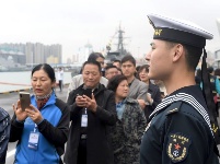 多國海軍艦艇開放日活動在青島舉行