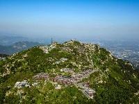 東岳泰山美如畫(huà)