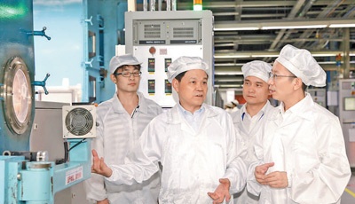 總書記的這封回信 講到了辦好企業(yè)的根子上