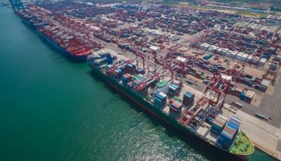 上合示范区多式联运中心完成集装箱作业量67万标箱