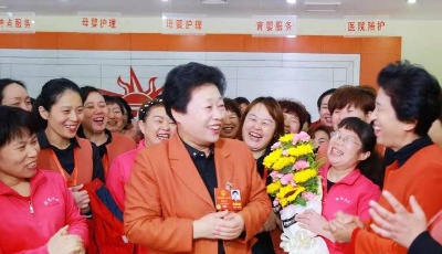 "陽光"照亮婦女就業路，19年來陽光大姐安置就業215萬人次