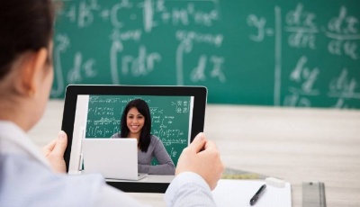 教育“三劍客”齊步向前走 跟誰學登頂中概股年度影響力榜單