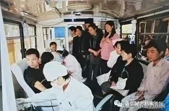 再战疫情，又见熟悉的“热血”青岛