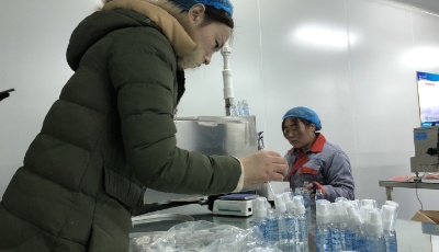 【新春走基層】疫情當前，德州消毒企業放棄假期保障供應