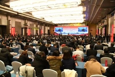青岛与企业家“同在”  迎接“春天”的来临