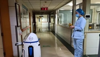 望岳談|“小胖”“云端+”，山東各地戰(zhàn)疫武器“酷呆了”“帥爆了”！